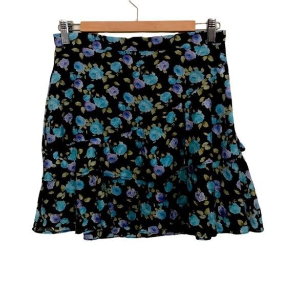 American Eagle Studio Floral Print Tiered Mini Skirt Size Small NWOT - Picture 1 of 5